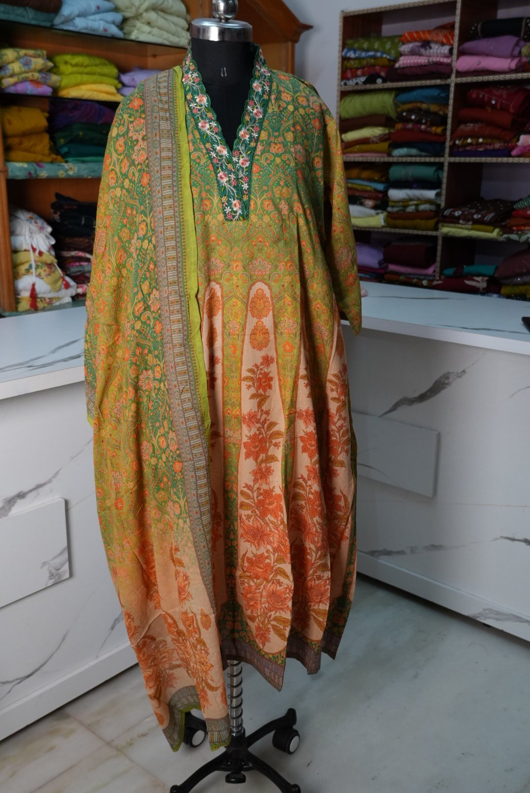 2026/09/1000408144.jpg Premium Mulcotton 3 Pc Dress - Image 1