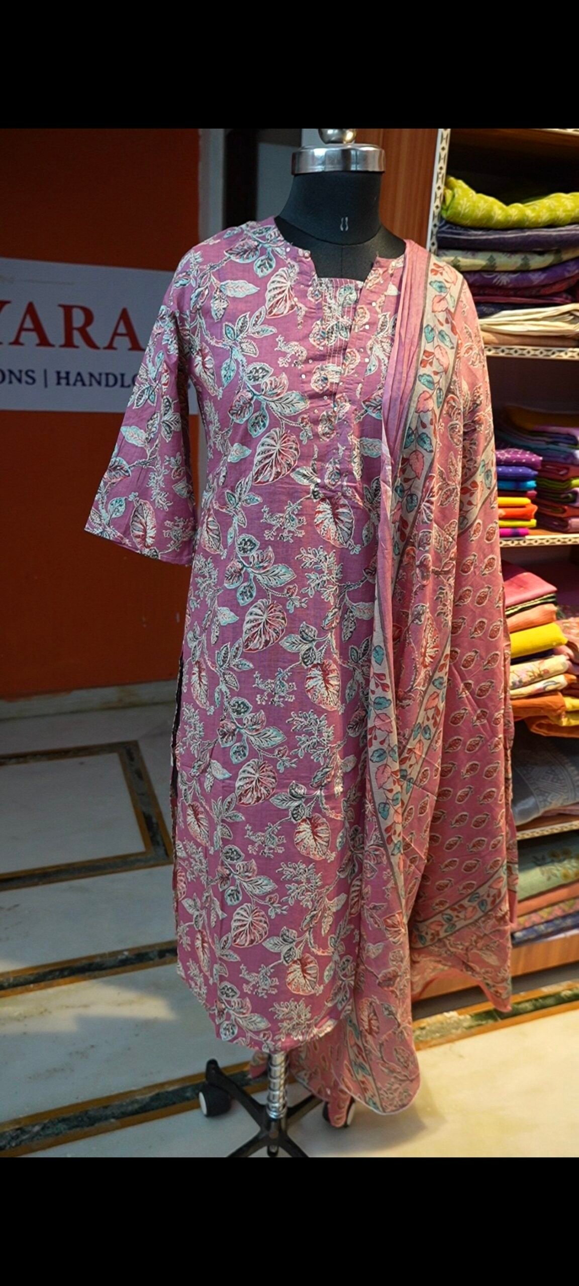 2026/09/1000415944-scaled.jpg Cotton 3pc set - Image 1